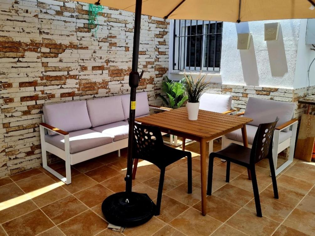 הוילה Los Romeros La Casa Junto Al Sendero Del Rio & Piscina # Aire Acondicionado מראה חיצוני תמונה